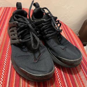 Nike Prestos